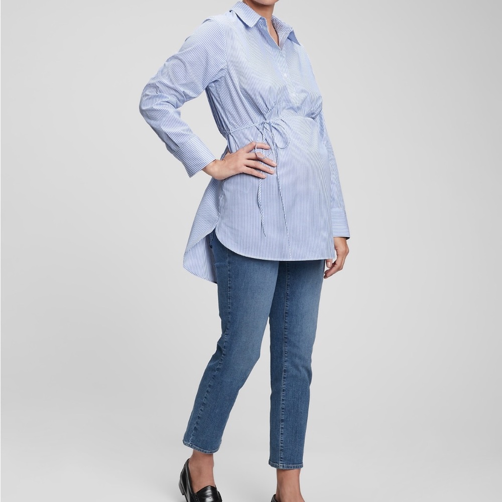 GAP Blue Striped Button Down Shirt